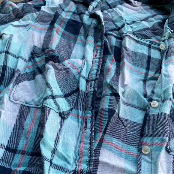 3/$25 || Aeropostale Plaid Button-Up Flannel - Picture 2 of 4